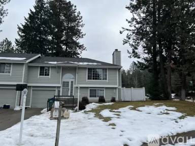 Main picture of 12521 N Fairwood Dr
