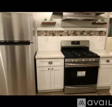 Main picture of 2661 Newell St
