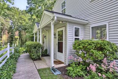Main picture of 5811 M Hidden Lake Drive