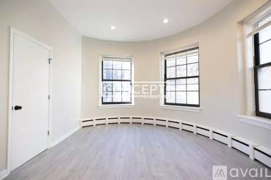 Main picture of 158 Saint Botolph St