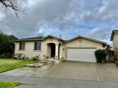 Main picture of 960 Wallace Dr