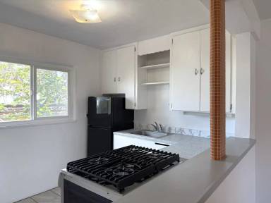 Main picture of 521 Adams St NE