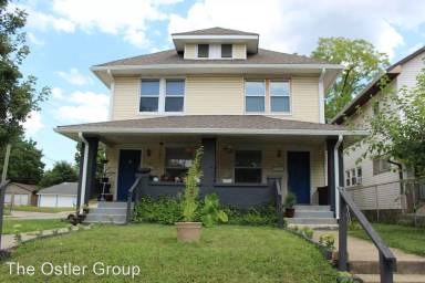 Main picture of 1035 N Parker Ave