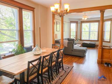 Main picture of 3335 W Dickens Ave