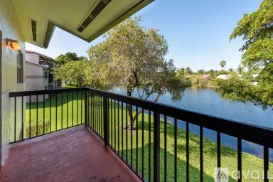 Main picture of 9979 Nob Hill Ln