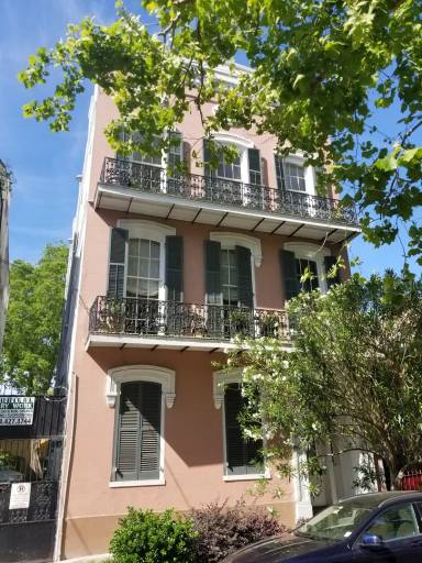 Main picture of 820 Esplanade Ave