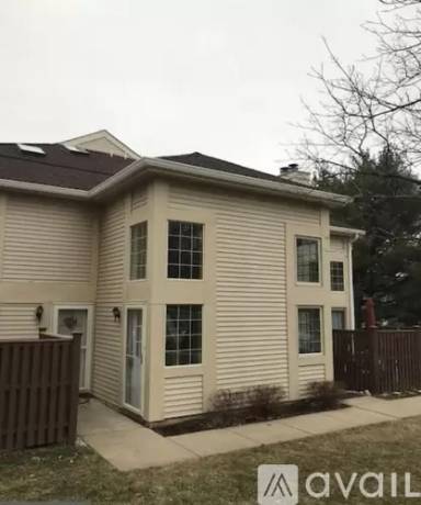 Main picture of 302 Green Meadow Ln