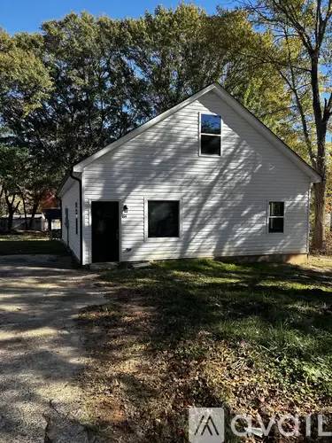 Main picture of 1814 Hart St