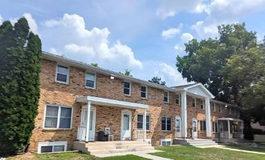 Main picture of Lincoln Manor Townhomes