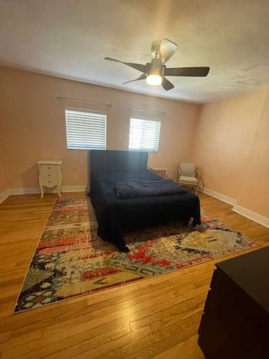Main picture of 107 Oakland Ct
