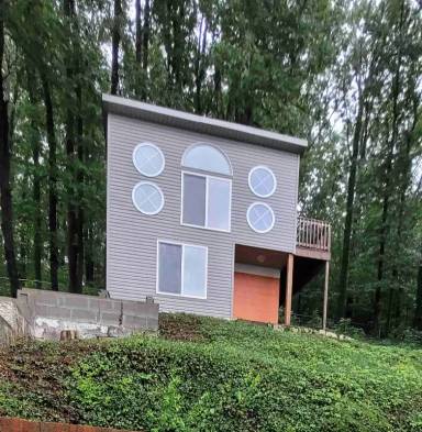 Main picture of 831 E Cumberland Dr