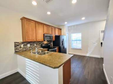 Main picture of 653 Drake Bay Ter