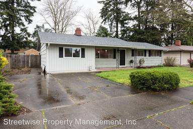 Main picture of 13111 SE Washington St