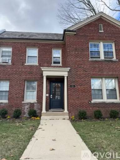 Main picture of 2236 40th Pl NW