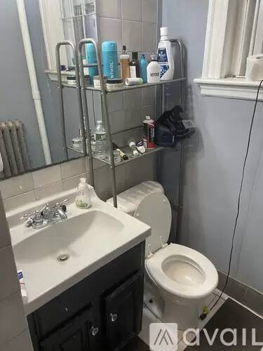 Main picture of 250 Allston St