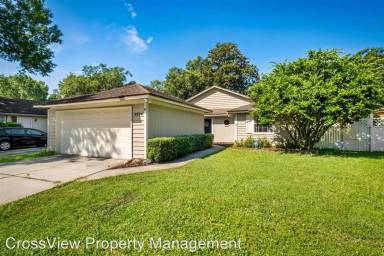 Main picture of 8226 Lake Woodbourne Dr E