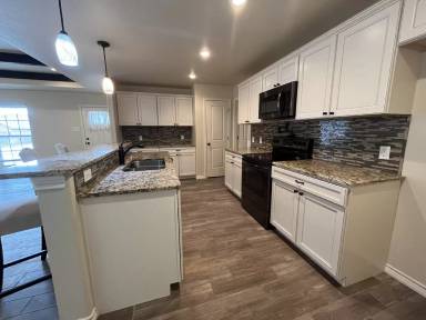Main picture of 10333 Avenue X