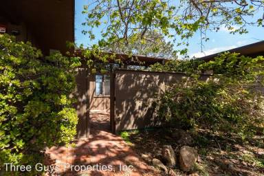 Main picture of 3360 Harbor View Dr
