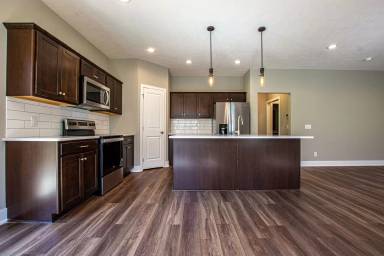 Main picture of 342 N Allen St