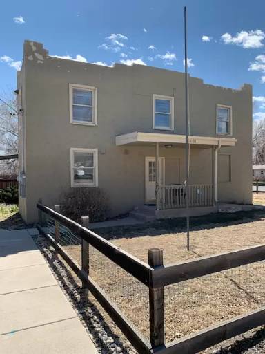 Main picture of 2101 E Willamette Ave