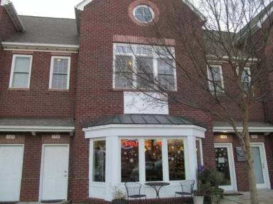 Main picture of 159 Herman Melville Ave