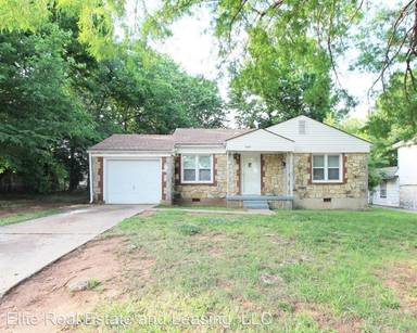 Main picture of 4633 SE 19th St