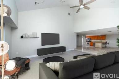 Main picture of 200 Burkhall St
