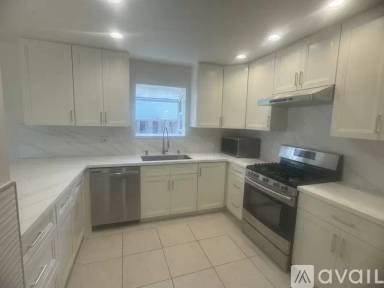 Main picture of 2852 Lexford Ave