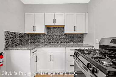 Main picture of 1509 Rockland Ave