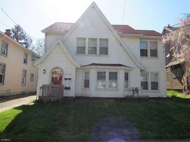 Main picture of 402 3rd St