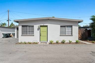 Main picture of 2669 Orange Ave