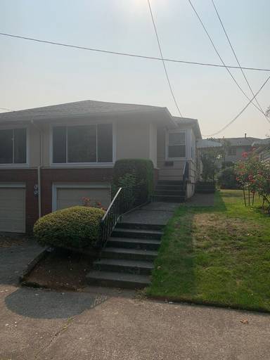 Main picture of 7222 NE Tillamook St