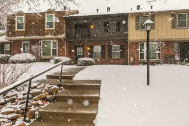 Main picture of 7505 W Yale Ave