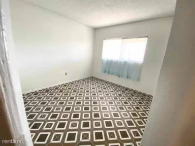 Main picture of 1121 Barstow Rd
