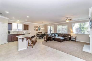 Main picture of 837 Maine Ave