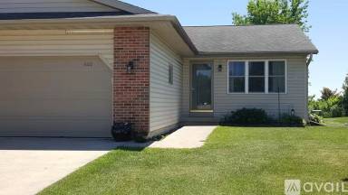 Main picture of 600 Oakwood Dr