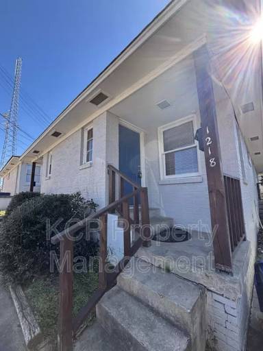 Main picture of 1218 N D St