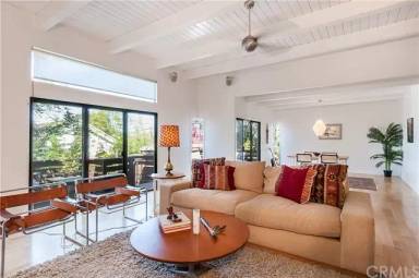 Main picture of 2417 Oak Ave