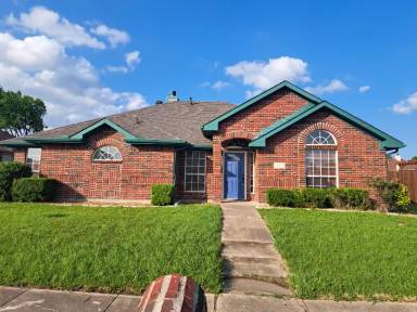 Main picture of 2512 Crystal Falls Dr