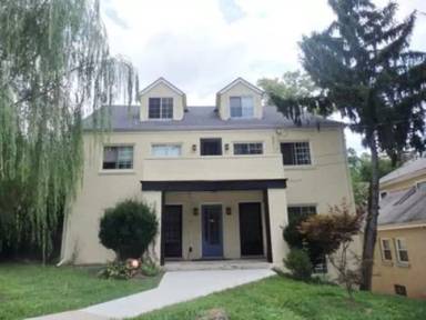 Main picture of 3386 Morrison Ave