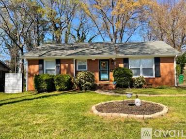 Main picture of 1042 Interurban Ave