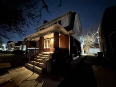 Main picture of 14669 Rutherford St