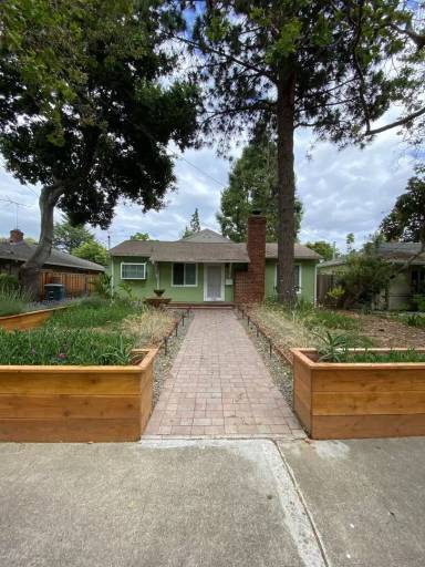 Main picture of 228 Robin Way