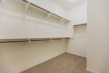 Main picture of 3379 Adelante St