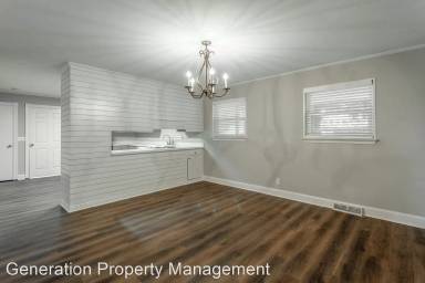 Main picture of 3729 Highland Cir