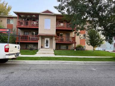 Main picture of 3409 Fallon St
