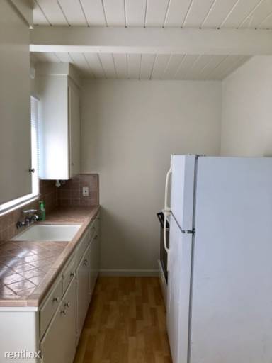 Main picture of 93 W Reed St