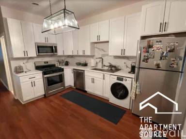 Main picture of 1110 W Wolfram St