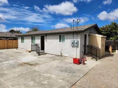 Main picture of 3655 41st St