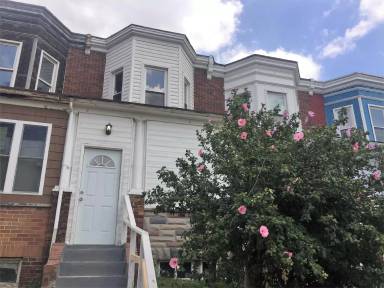 Main picture of 423 W Saratoga St